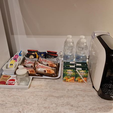 Appartement Al Castello - Aeroporto Delle Marche - Ancona à Falconara Marittima Extérieur photo