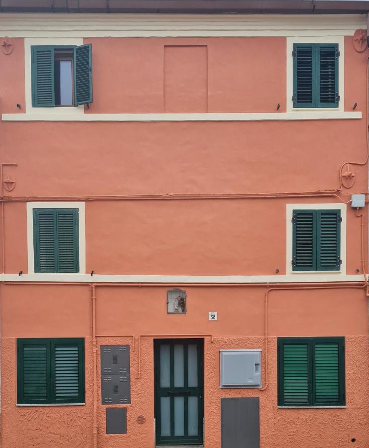 Appartement Al Castello - Aeroporto Delle Marche - Ancona à Falconara Marittima Extérieur photo
