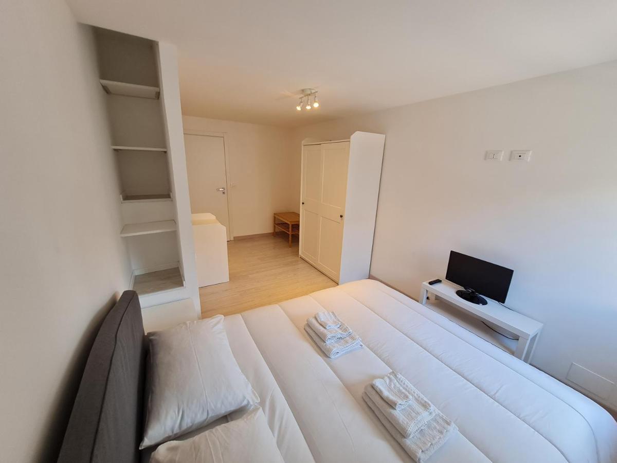 Appartement Al Castello - Aeroporto Delle Marche - Ancona à Falconara Marittima Extérieur photo
